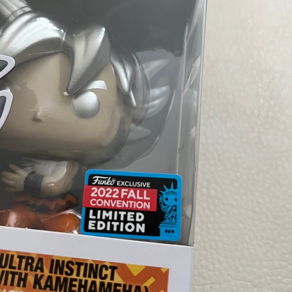 NWB - Funko Pop! Animation Dragonball Super Goku 2022 Fall Convention Edition - Picture 3 of 7